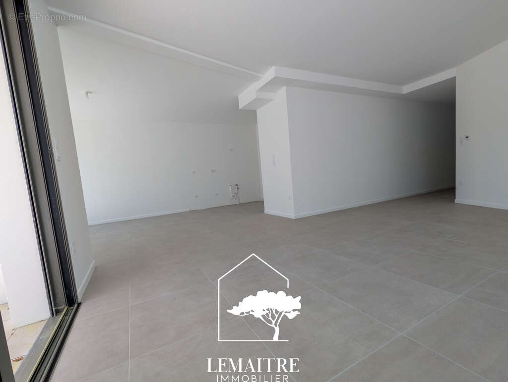 Appartement à LES MATHES