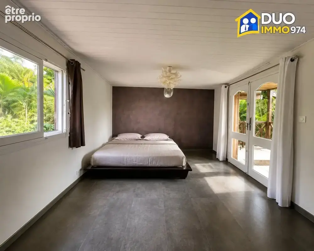 Maison 164 m² à Saint-Paul  - photo 9