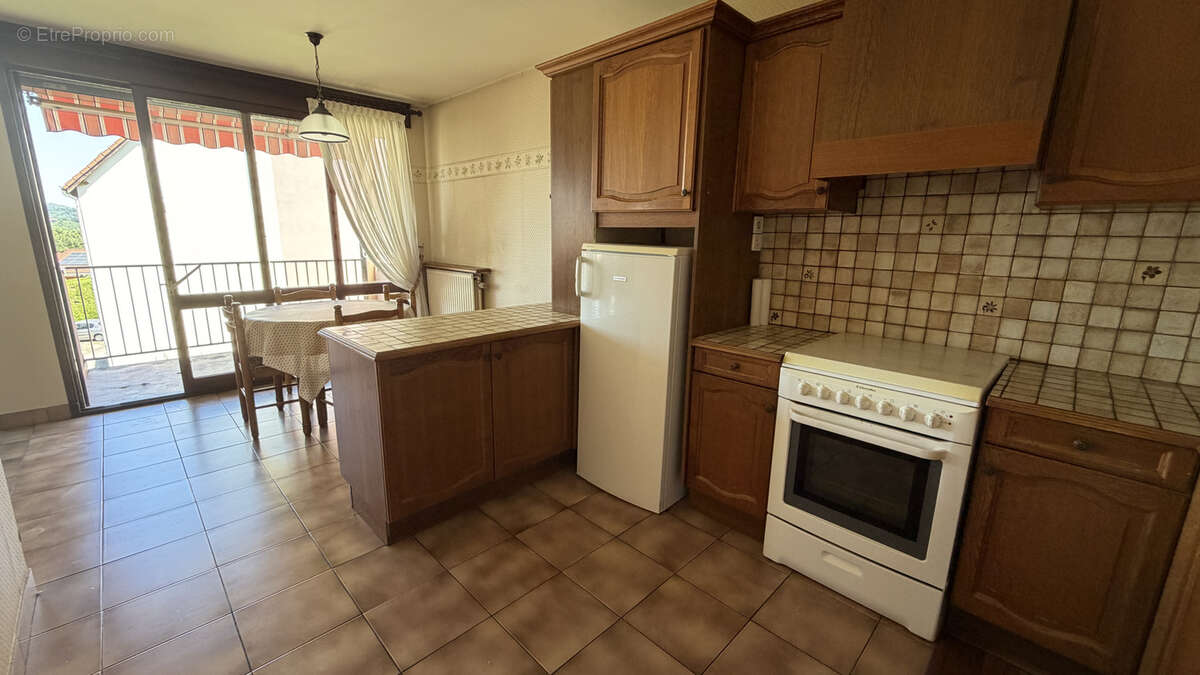 Appartement à ROCHE-LA-MOLIERE