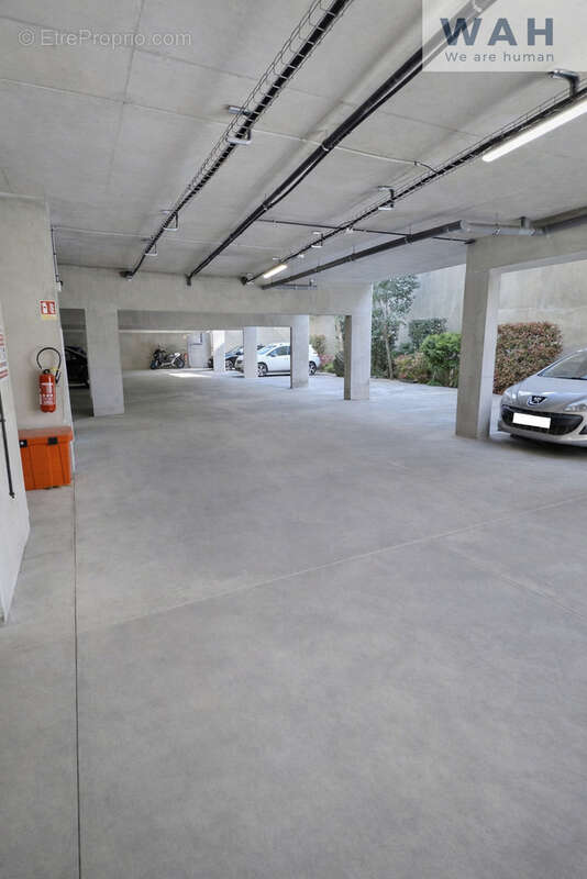Appartement à COURNONTERRAL