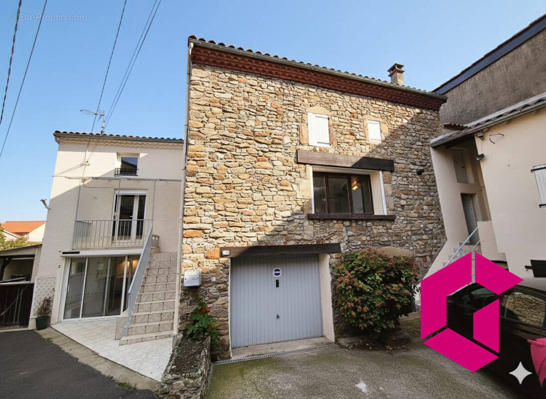 Maison à SAINTE-FLORINE