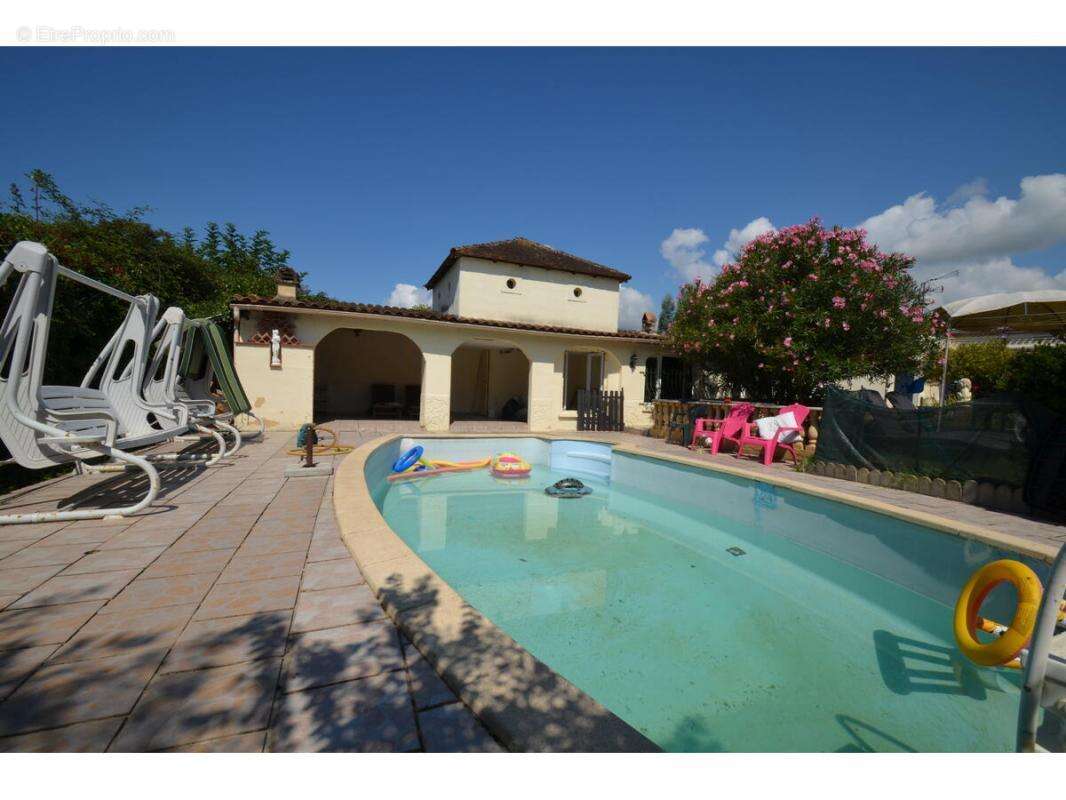 Maison à PRIGONRIEUX