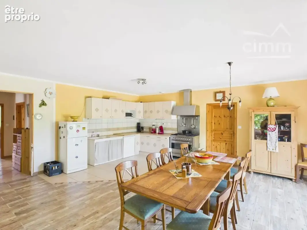 Sud Ardèche: double villa de standing avec garage sur terrain plat - photo 6