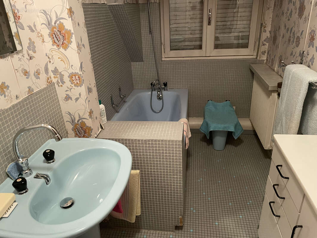 Maison à SAINT-LOUP-SUR-SEMOUSE