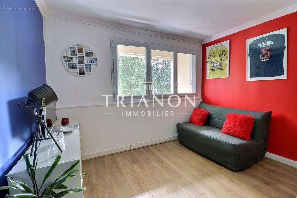 Appartement à VERNEUIL-SUR-SEINE