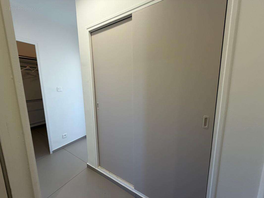 Appartement à SIX-FOURS-LES-PLAGES