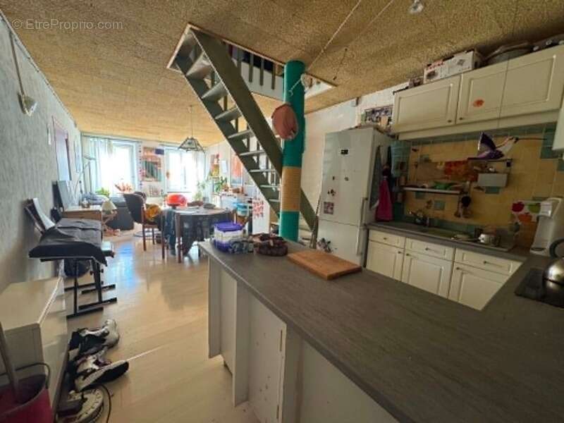 Appartement à VEYNES
