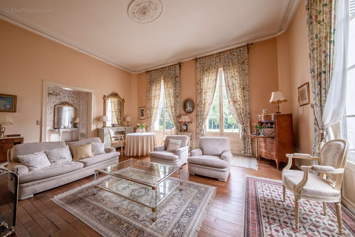 Maison à METTRAY