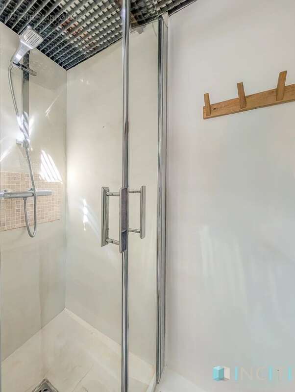 Appartement à PARIS-3E