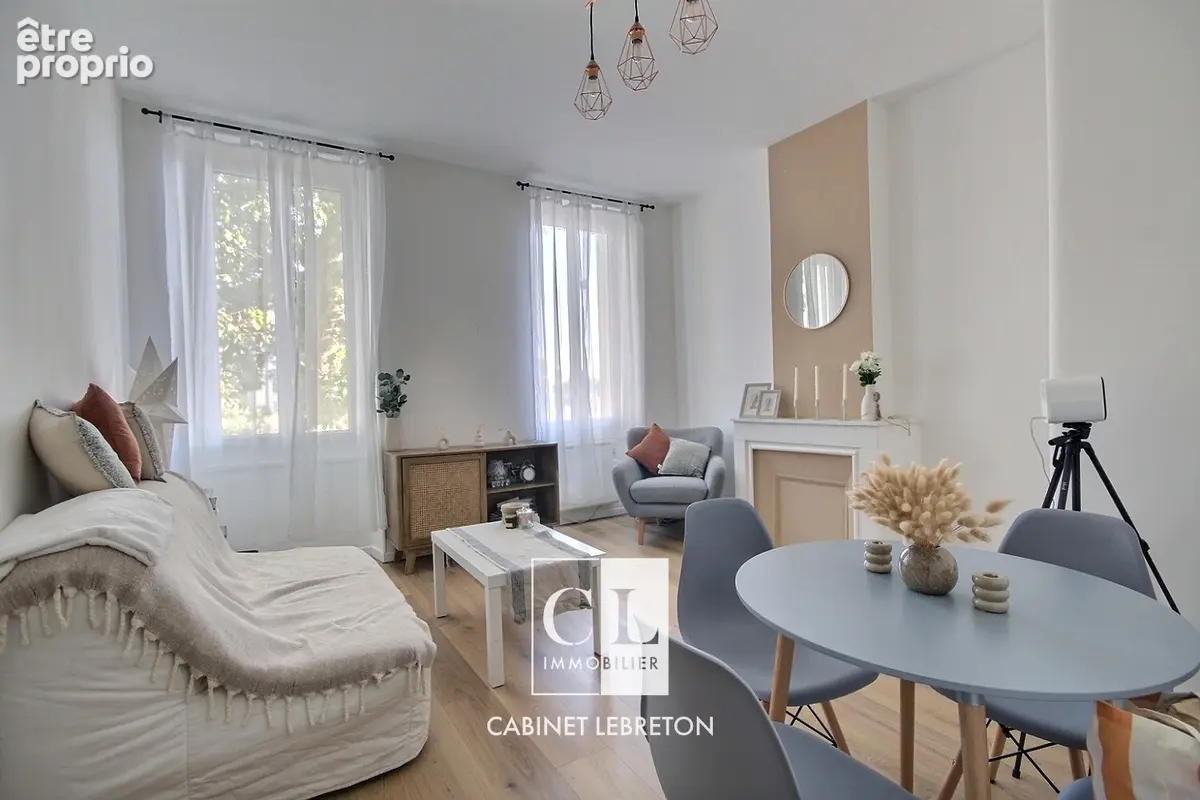 Appartement à MARSEILLE-5E