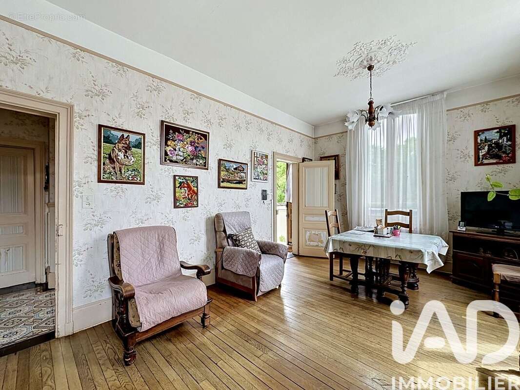Maison 121 m² à Sens  - photo 6