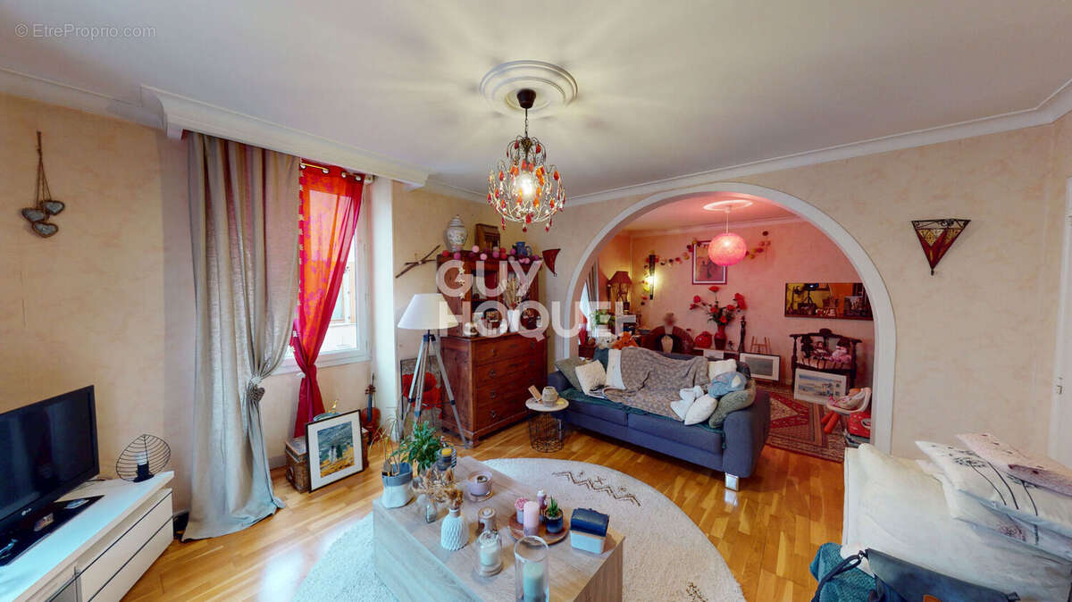 Appartement à CREST