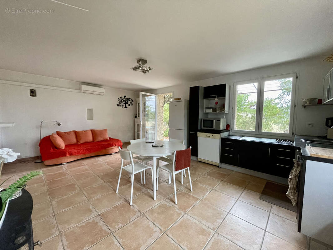 Grignan - mas avec 4 logements - photo 7