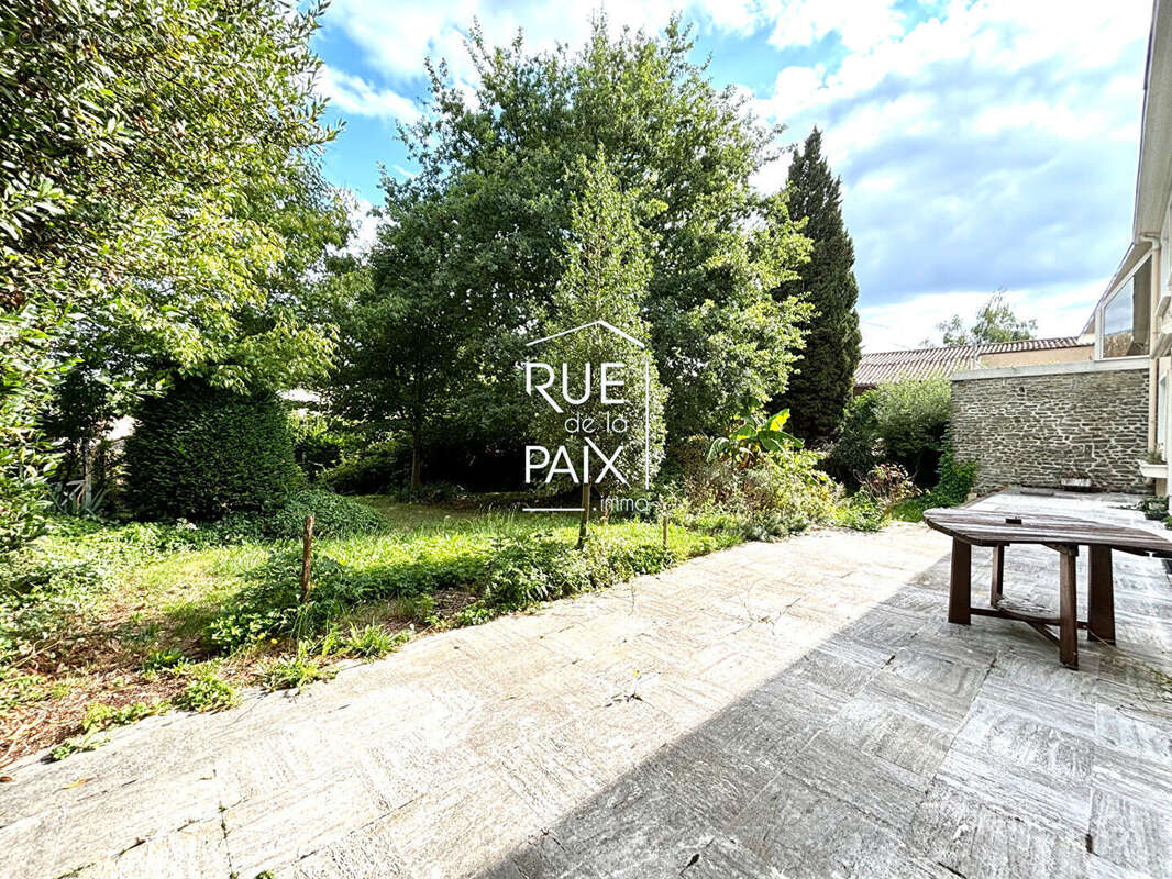 Maison à SECONDIGNY