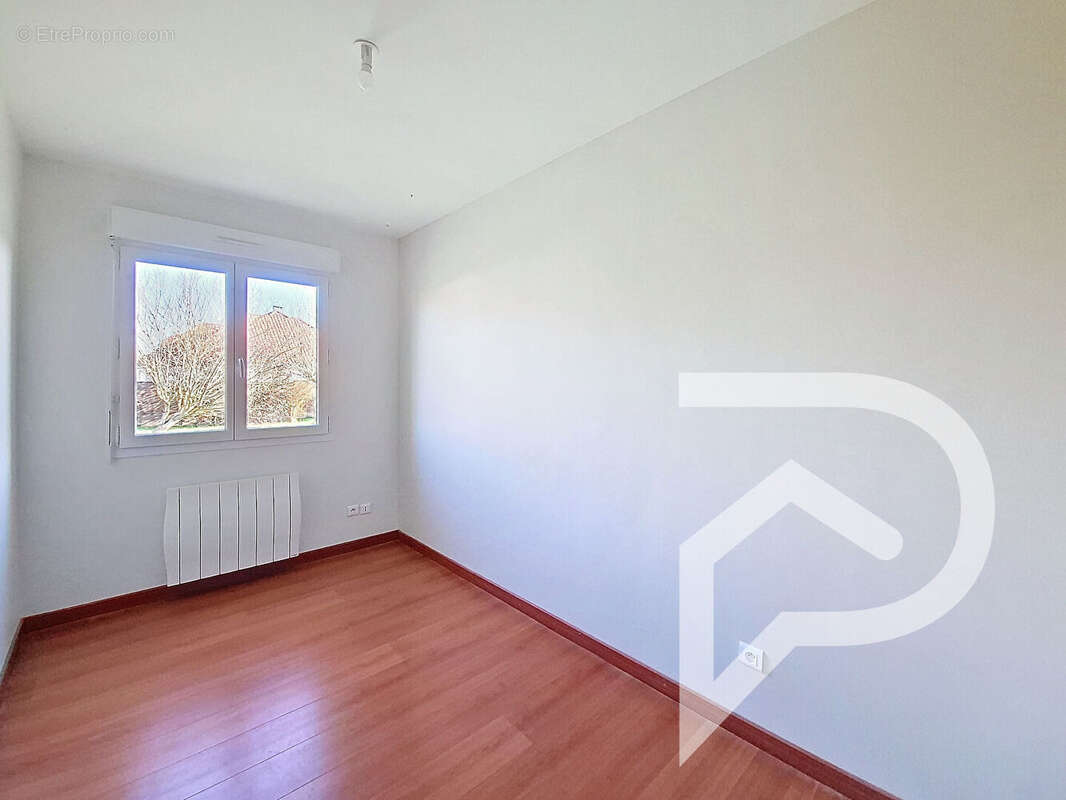 Maison à SAINT-MARTIN-EN-CAMPAGNE