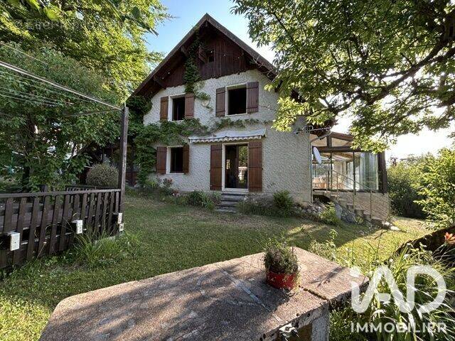 Photo 1 - Maison à LA TERRASSE