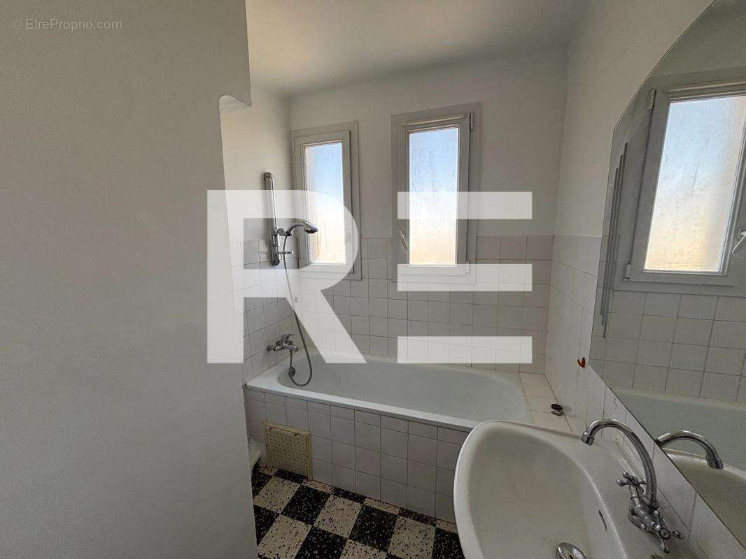 Appartement à NIMES