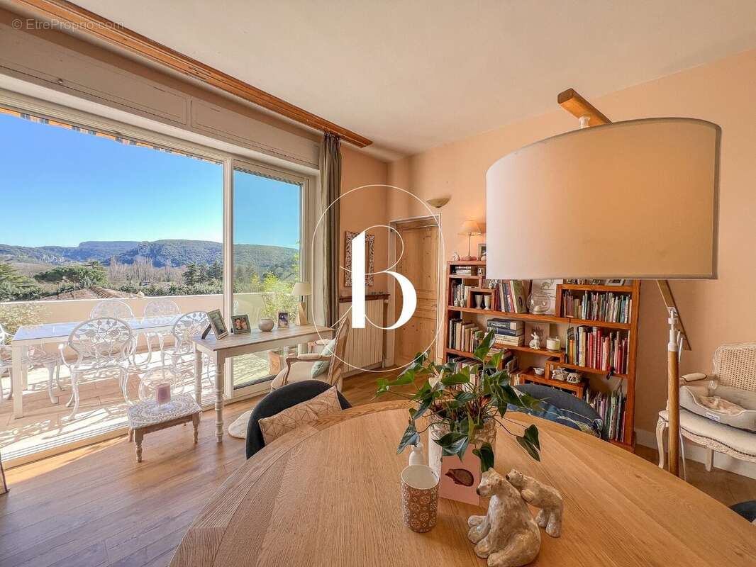 Maison à VALLON-PONT-D'ARC