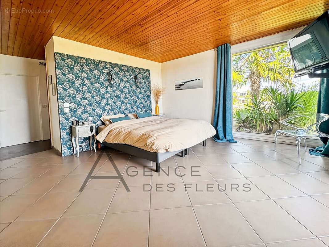 Maison à TOURVILLE-LA-RIVIERE