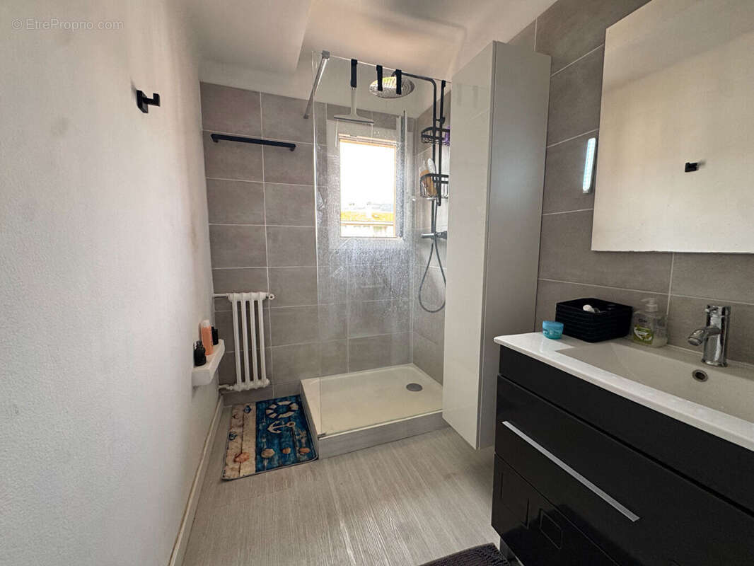 TOULON-EST (Aguillon)  Appartement T3 53 m² - photo 6