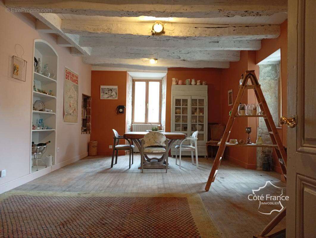 Maison à MIERS