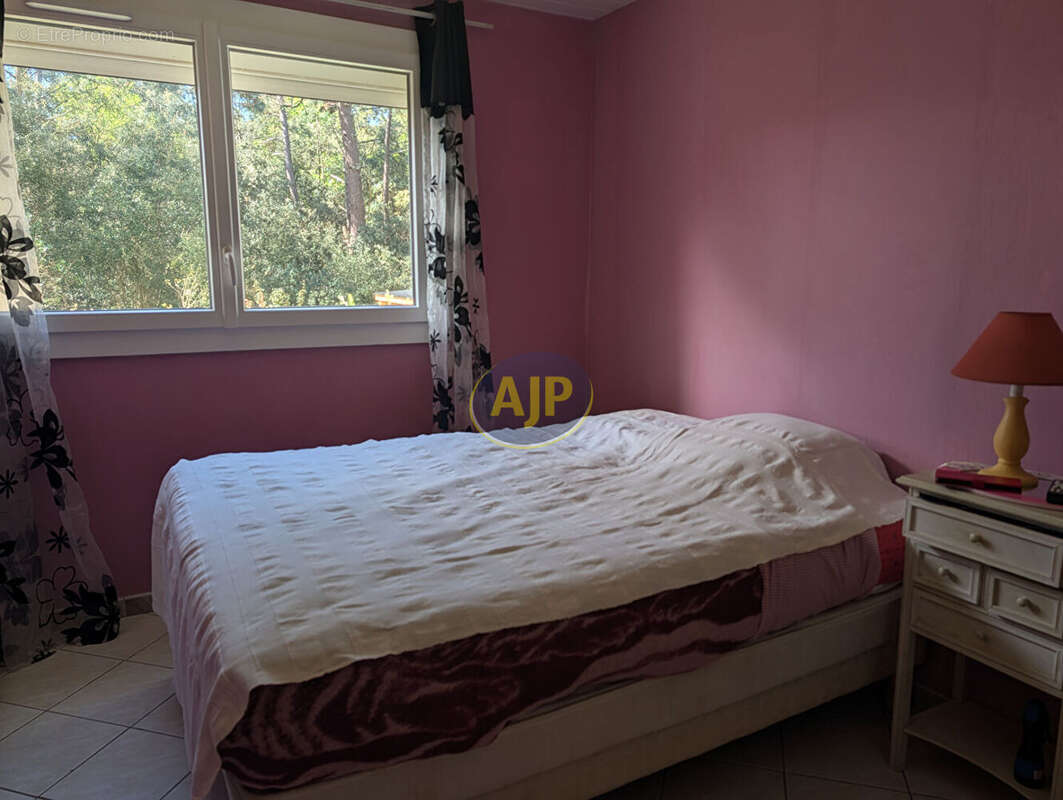 Appartement à LE VERDON-SUR-MER