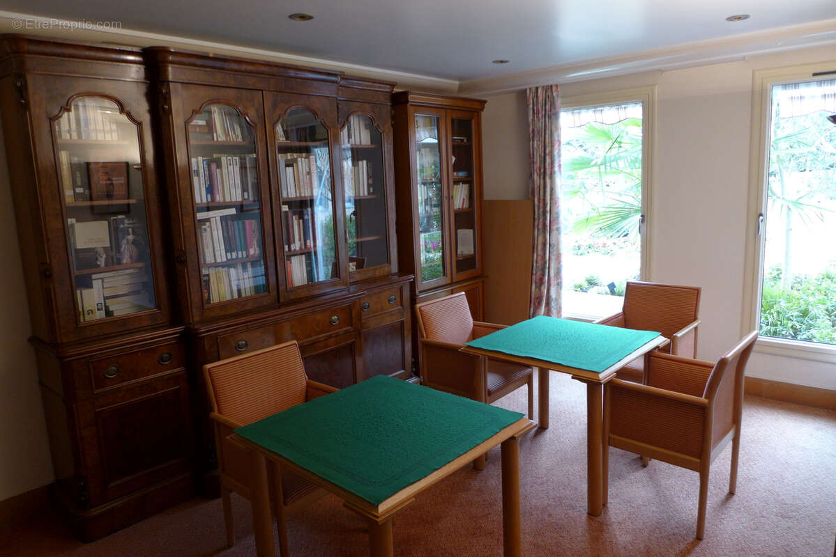 Idéal Investisseurs Appartement 2 pièces de 58m2 à Nogent-sur-Marne vendu loué en Résidence pour Seniors - photo 5