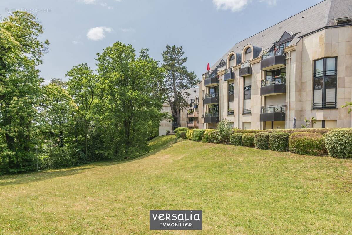Appartement à VERSAILLES