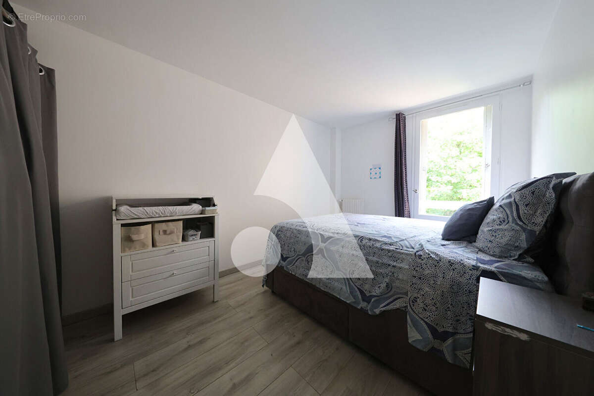 Appartement à CORBEIL-ESSONNES