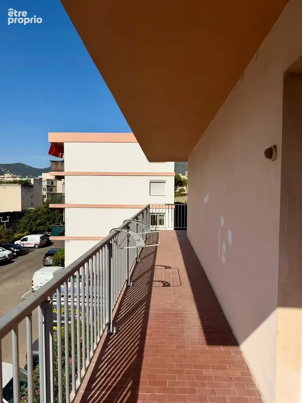 Appartement T4 avec terrasse et cave - photo 19