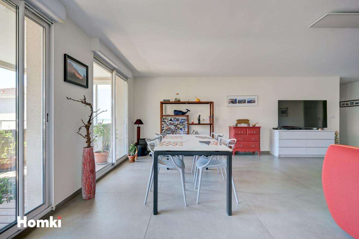 Appartement à MARSEILLE-9E