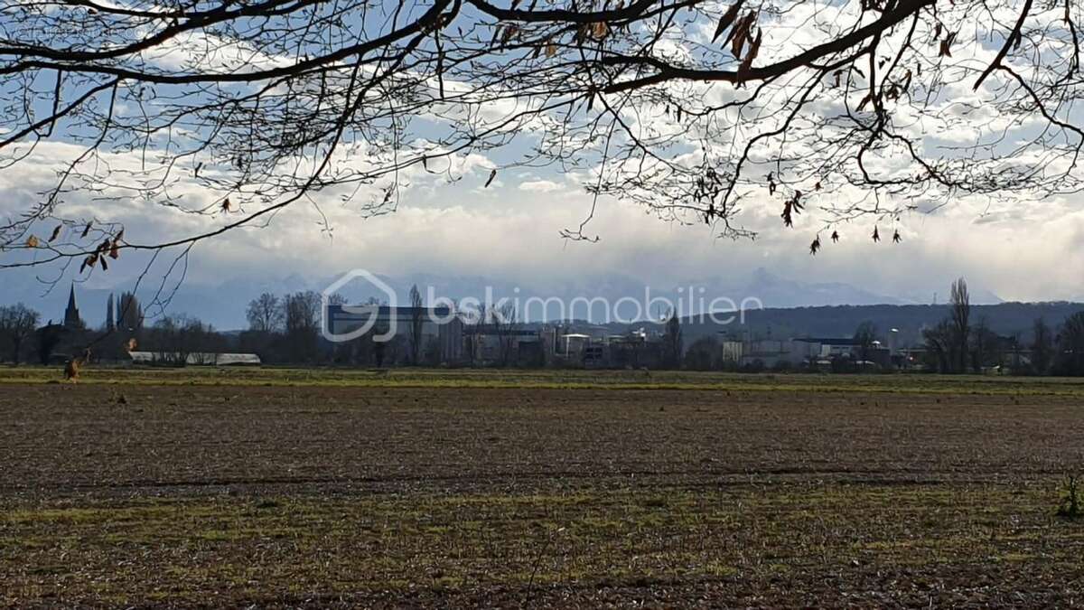 Maison à VILLECOMTAL-SUR-ARROS