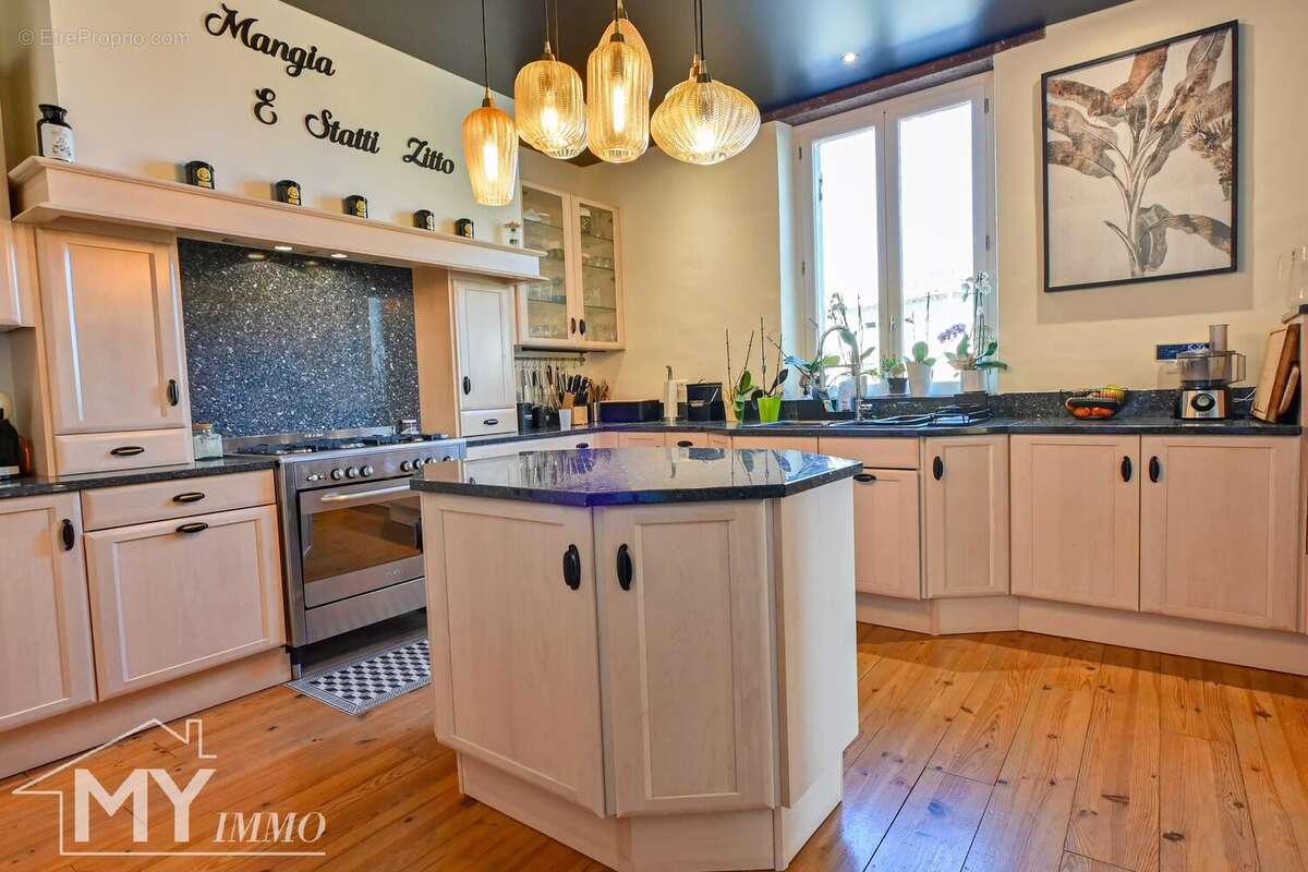 Maison à SAINT-MEARD-DE-GURCON