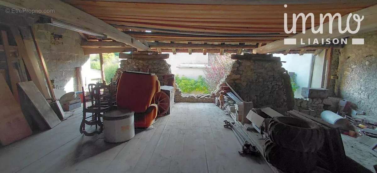 Maison à CHAPAREILLAN