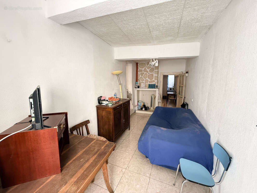 Maison 5 pièces - 87 m2 avec garage (2 roues) - photo 2