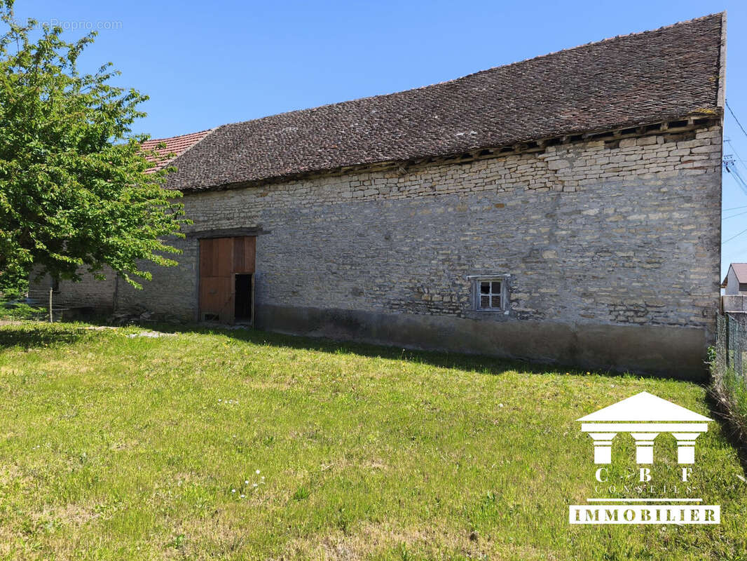 Maison à MARNAY