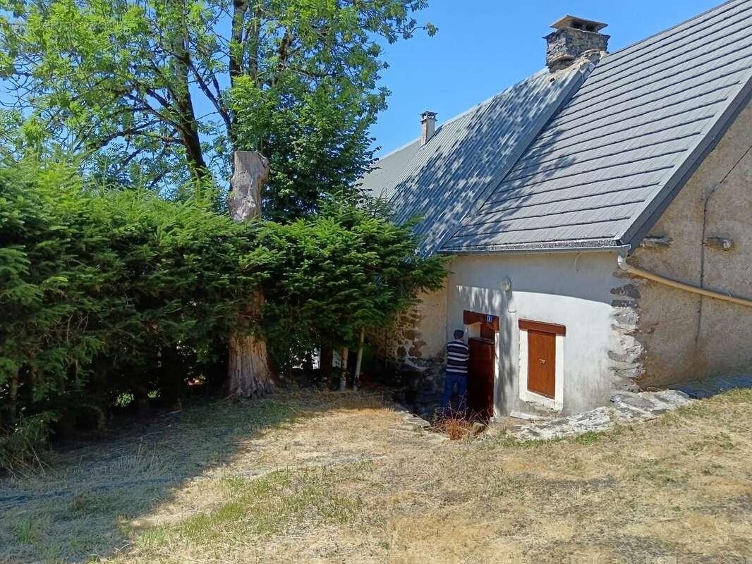 Maison à CHASTREIX