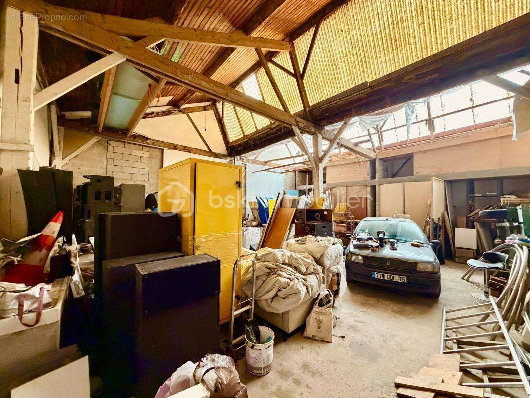 Appartement à L'ILE-SAINT-DENIS