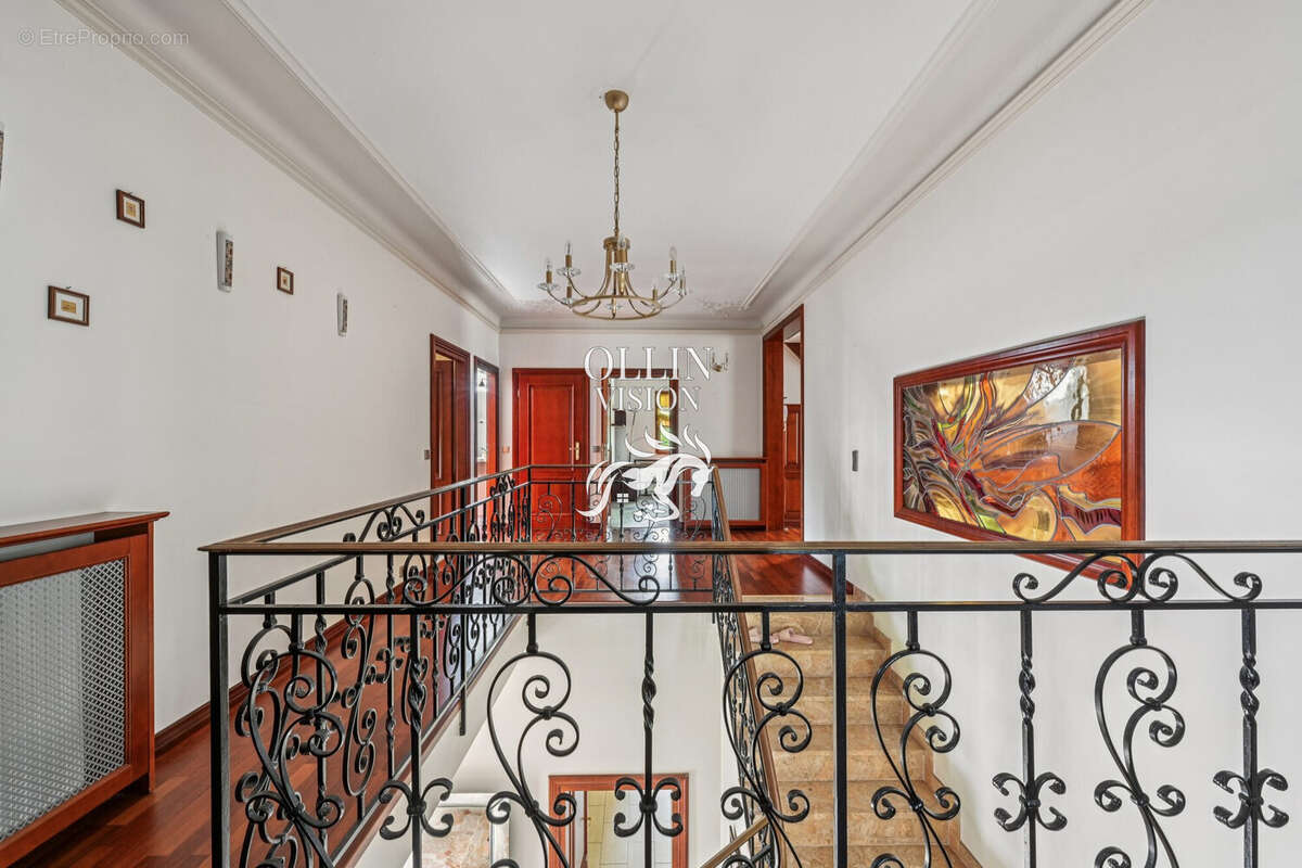 Maison à LOUVECIENNES