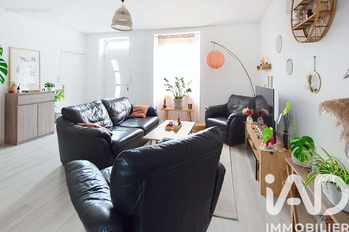 Photo 3 - Maison à DOUE