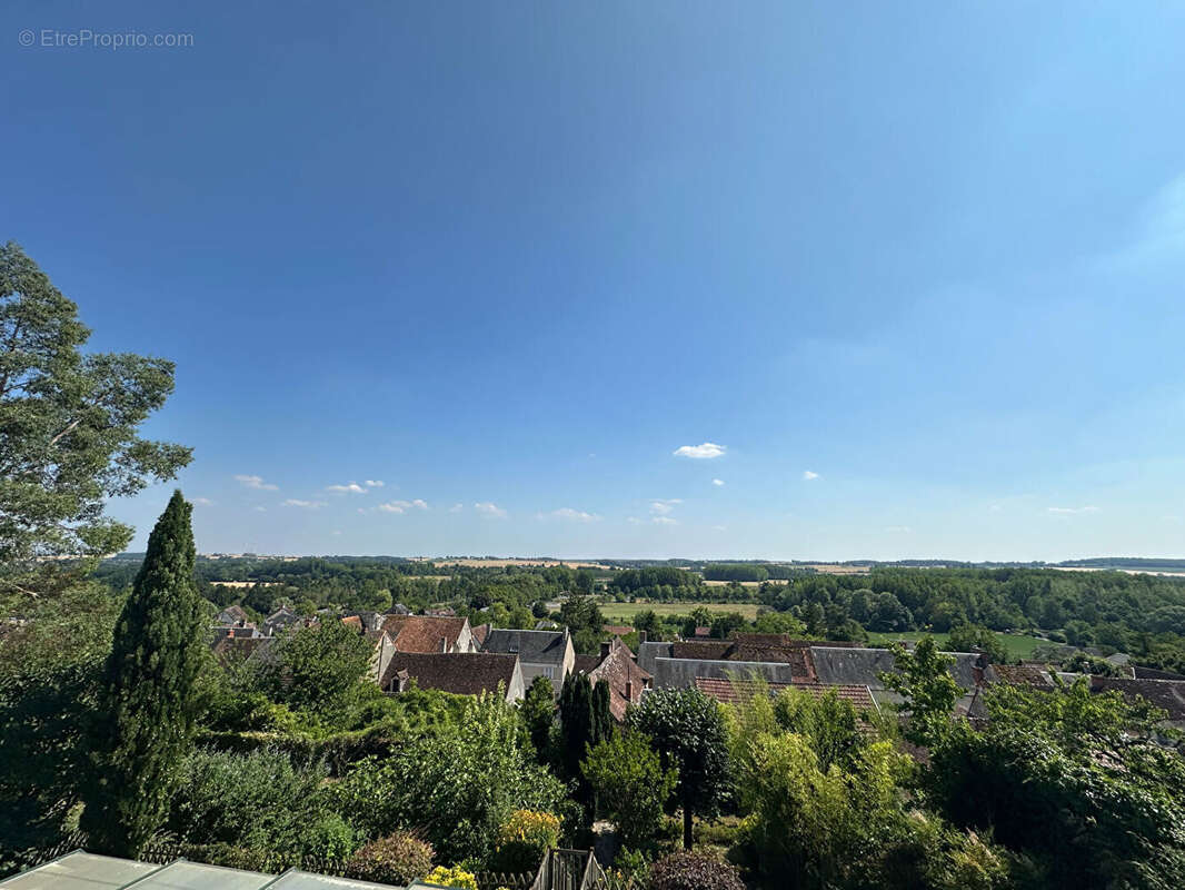 Maison à PALLUAU-SUR-INDRE