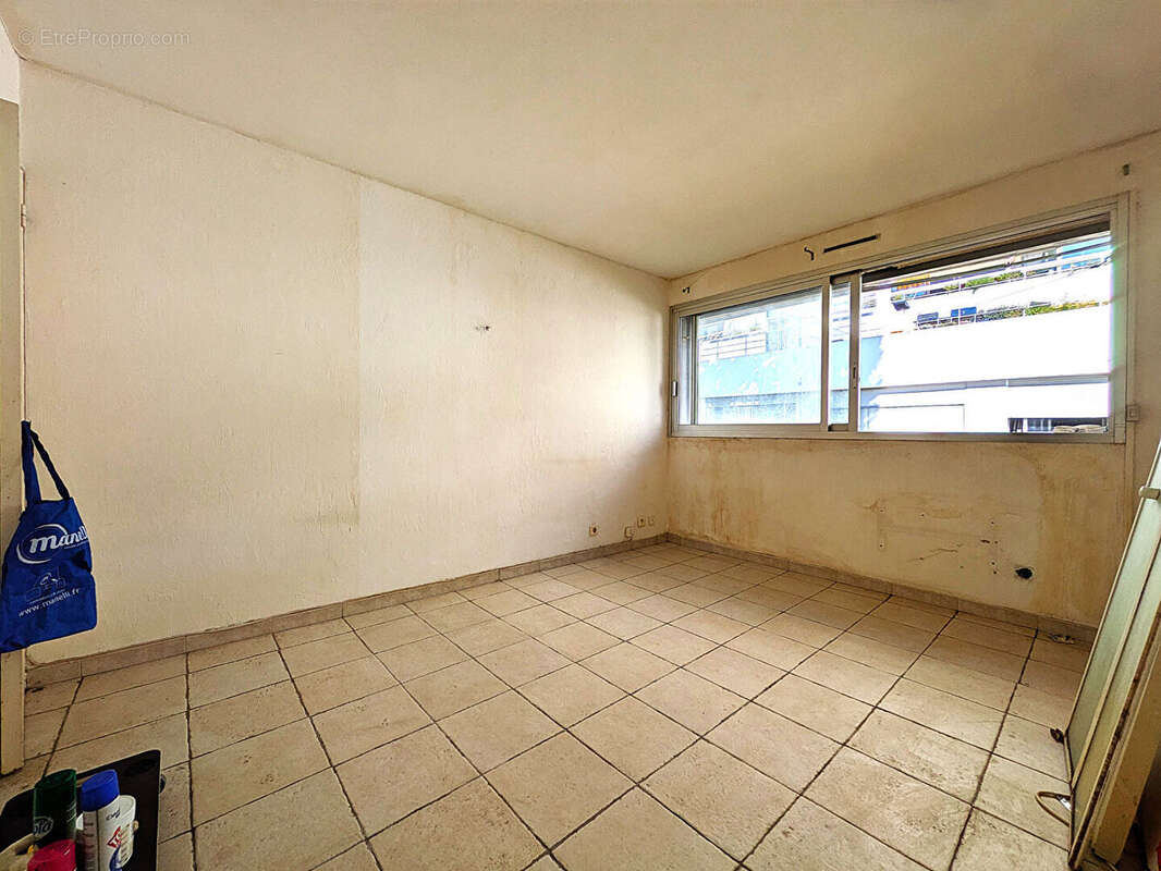 Appartement à VILLENEUVE-LOUBET