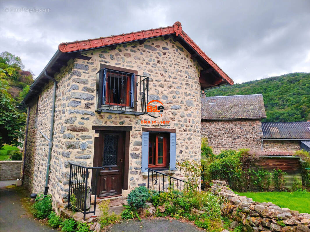 Maison à FERRIERES-SAINT-MARY