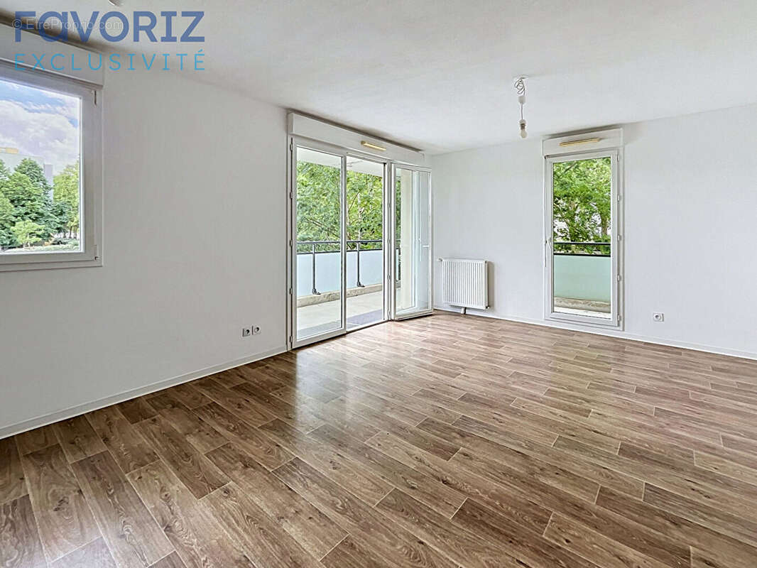 Appartement à CHENOVE