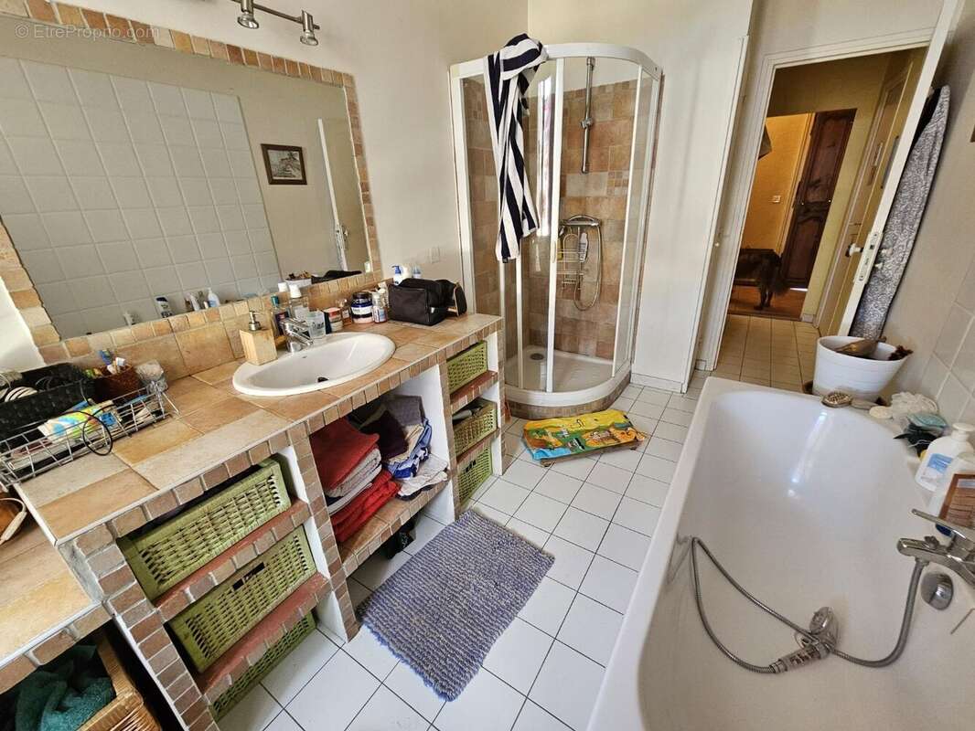 Appartement à PEZENAS