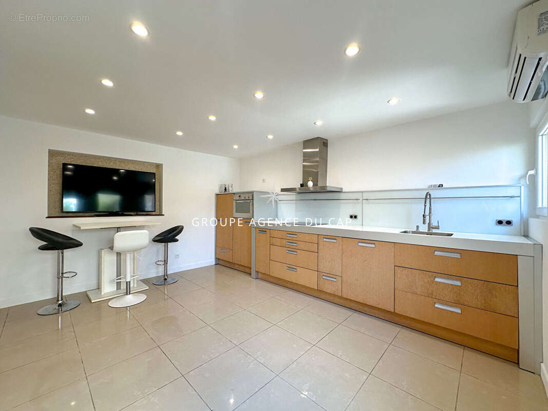 Appartement à LES ISSAMBRES