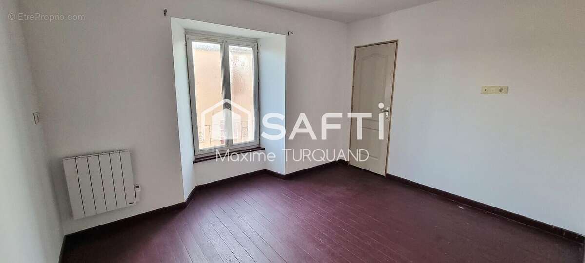 Maison 275 m² à Reaumur  - photo 4
