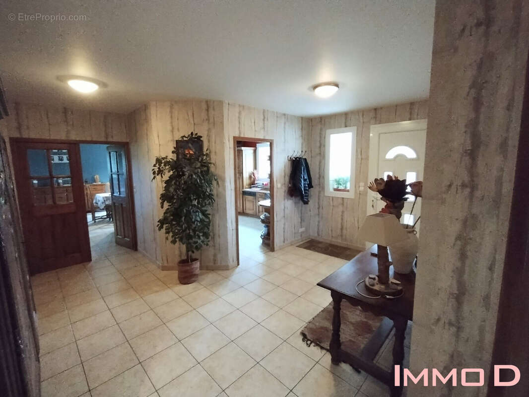 Maison à BADMENIL-AUX-BOIS