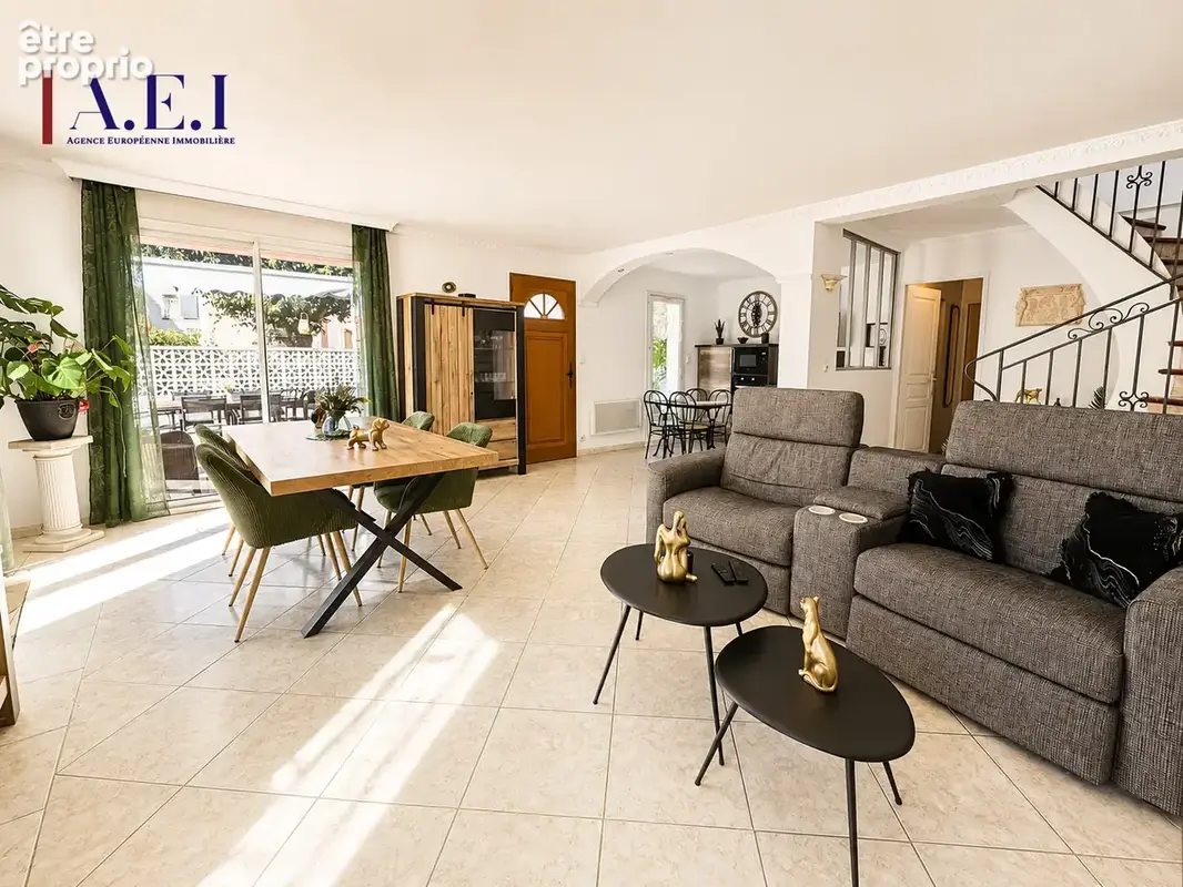 Maison T4 avec piscine et garage - photo 10