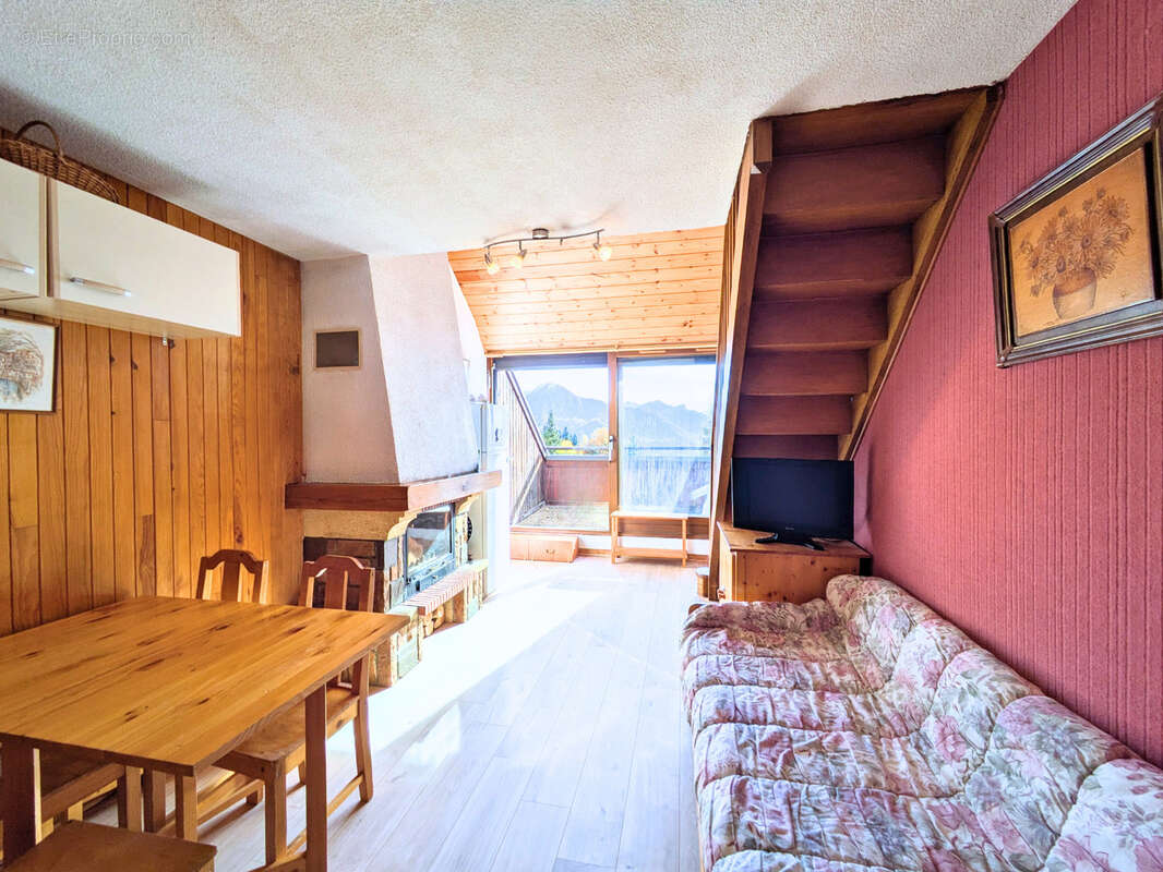 Appartement à SAINT-MICHEL-DE-CHAILLOL